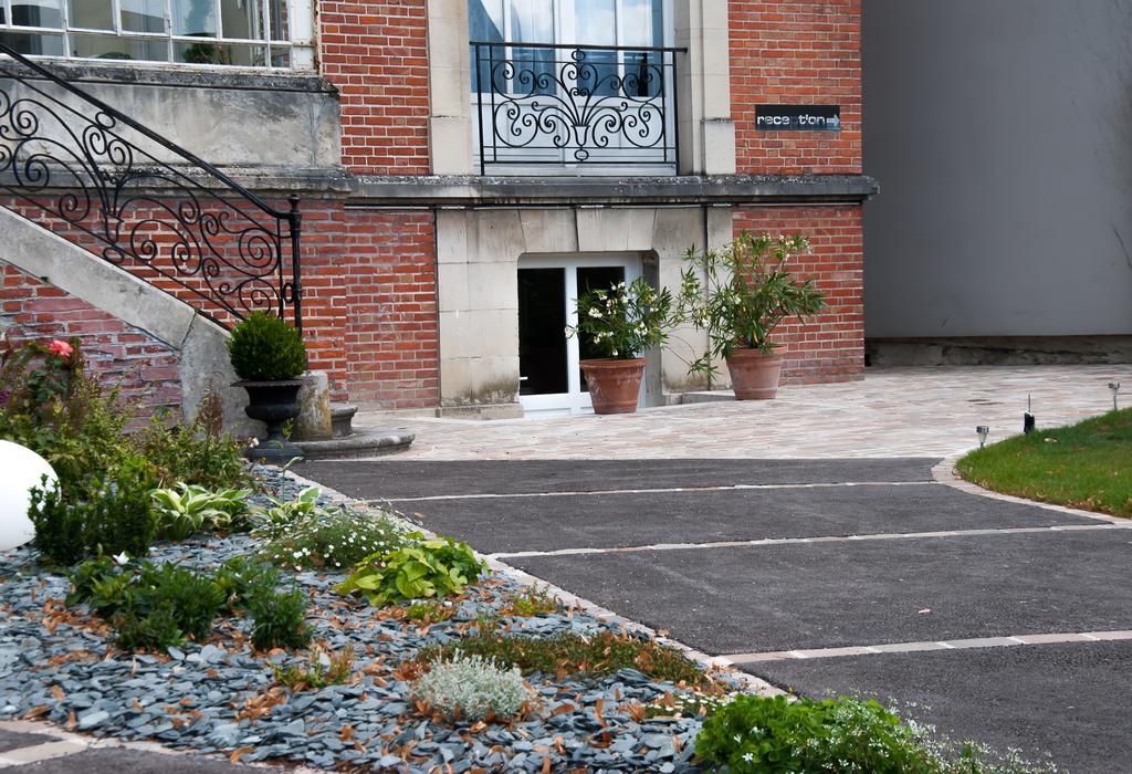Maison M Troyes Luaran gambar